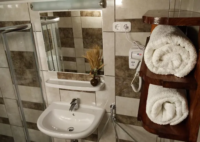 Case de vacanță Cserepmadar Szallas Es Csinyalohaz *